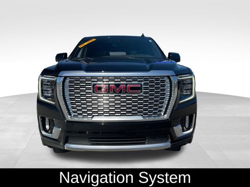 Used 2023 GMC Yukon Denali w/ Denali Reserve Package image 2