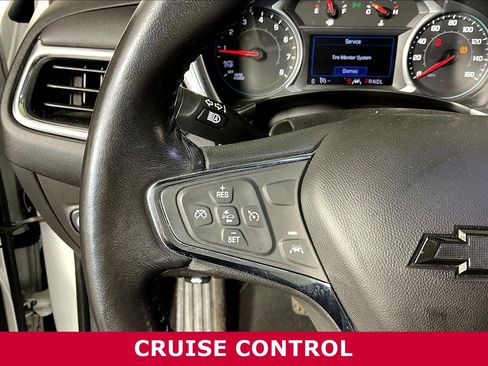 Used 2020 Chevrolet Equinox LT w/ Driver Convenience Package FWD image 10