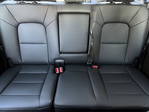 New 2026 GMC Canyon Elevation w/ Convenience Package image 14