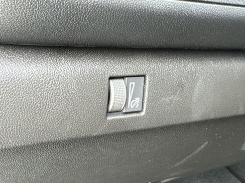 New 2026 Chevrolet Colorado W/T w/ WT Convenience Package II image 17