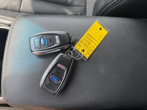 Used 2022 Subaru Outback Limited AWD/4WD image 2