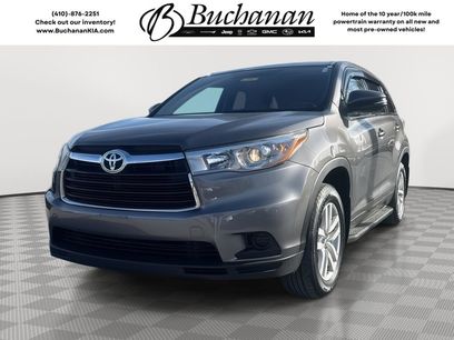 Used 2016 Toyota Highlander LE