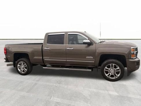 Used 2015 Chevrolet Silverado 2500 High Country w/ Duramax Plus Package AWD/4WD image 2