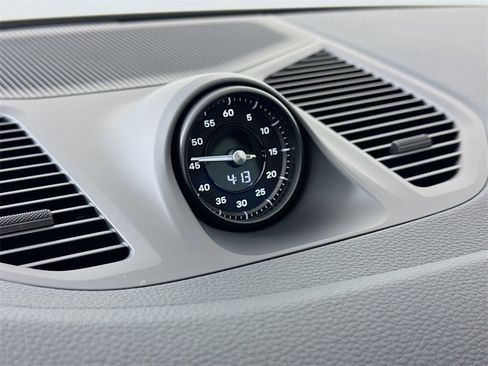 New 2026 Porsche Cayenne S image 19