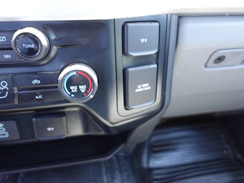 Used 2024 Ford F250 XLT w/ FX4 Off-Road Package AWD/4WD image 45