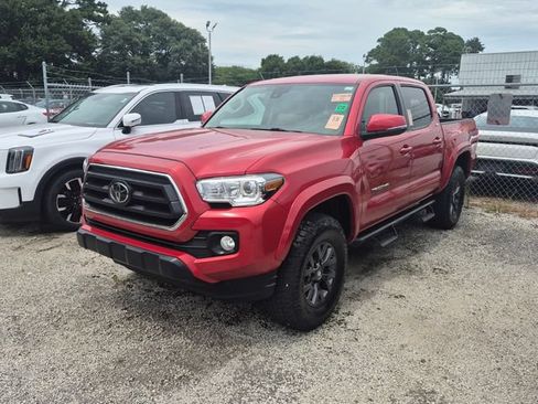 Used 2023 Toyota Tacoma SR5 w/ Technology Package AWD/4WD image 2