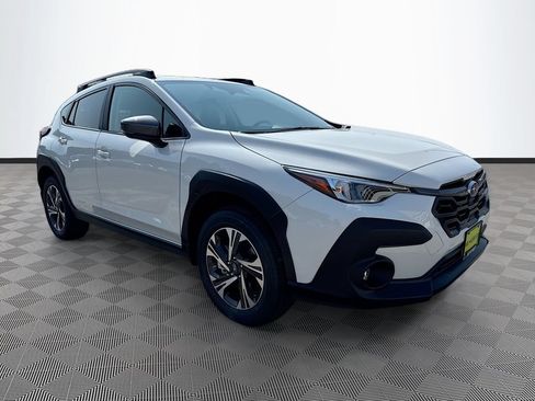 Used 2026 Subaru Crosstrek 2.5i Premium AWD/4WD image 3