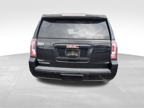 Used 2017 GMC Yukon SLT w/ Premium Edition RWD image 4
