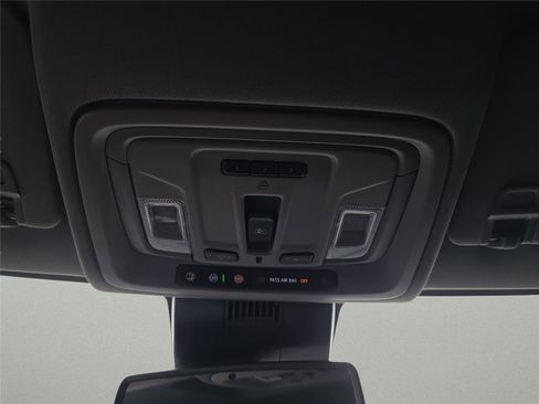 Used 2023 Chevrolet Silverado 1500 LTZ image 30