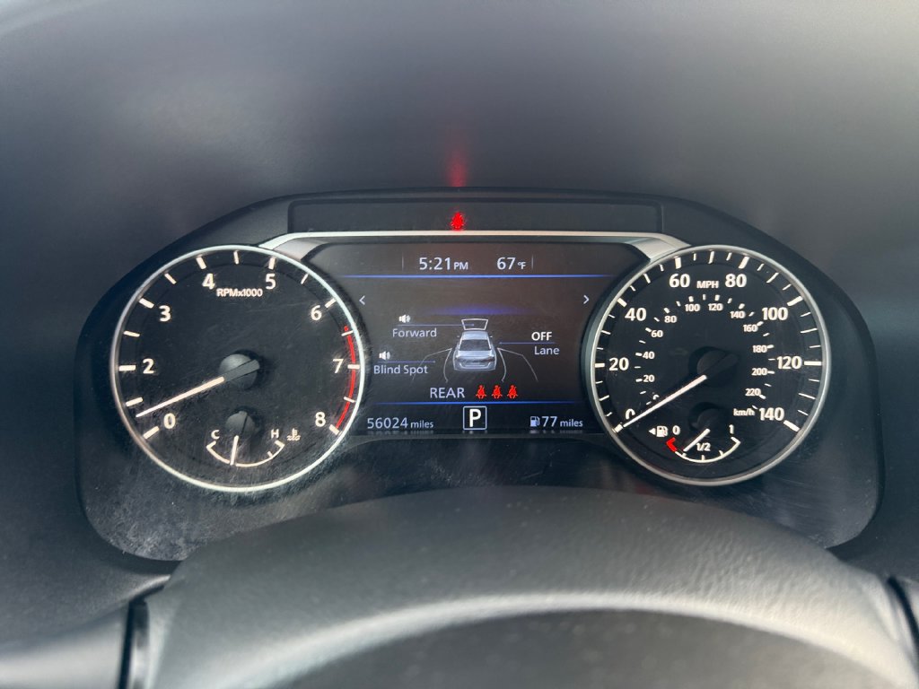 Used 2024 Nissan Altima 2.5 SR FWD image 17