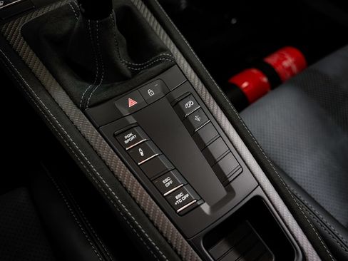 Used 2024 Porsche 718 Boxster Spyder RS RWD image 15