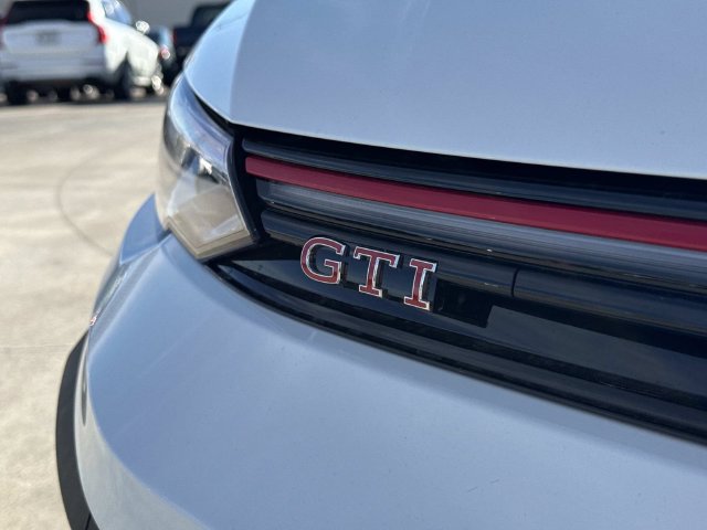 New 2026 Volkswagen GTI SE FWD image 8