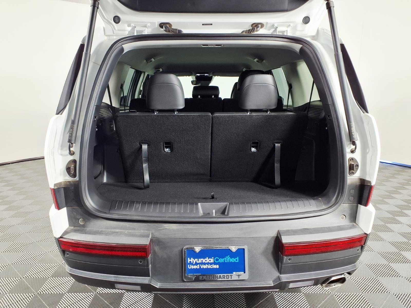 Certified 2024 Hyundai Santa Fe SEL FWD image 8