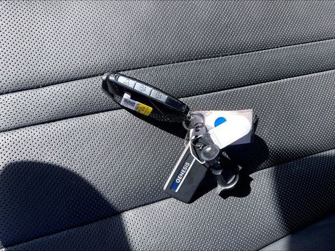 Used 2025 Genesis GV80 2.5T Advanced image 26