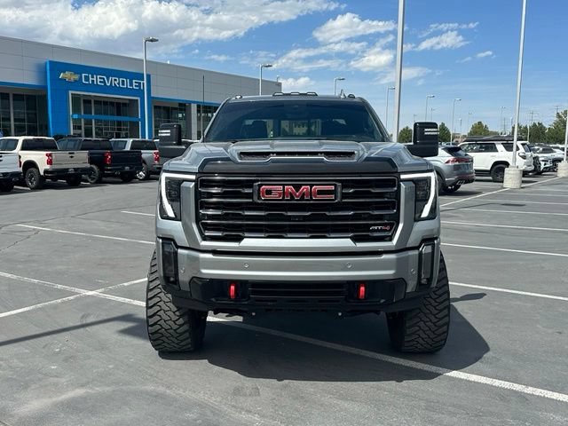 Used 2024 GMC Sierra 3500 AT4 w/ AT4 Premium Plus Package AWD/4WD image 11
