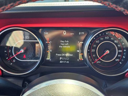 Used 2022 Jeep Gladiator Rubicon w/ LED Lighting Group AWD/4WD image 23