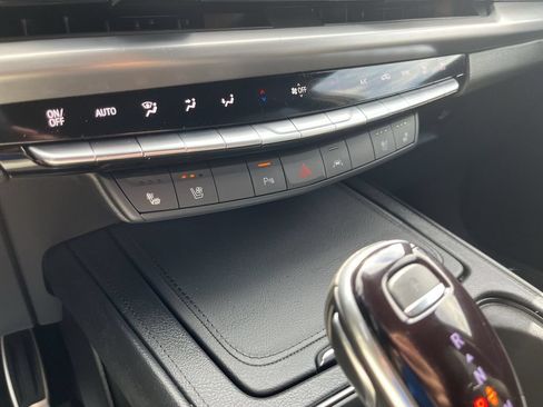 Used 2024 Cadillac XT4 Sport AWD/4WD image 20