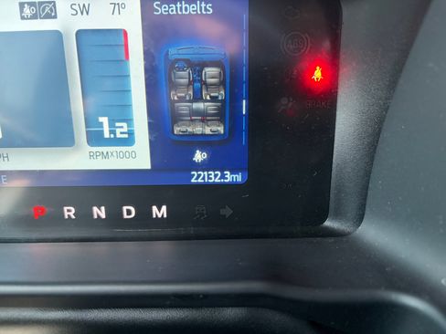 Used 2024 Ford Bronco Outer Banks AWD/4WD image 2