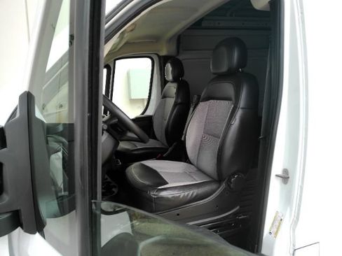 Used 2023 RAM ProMaster 2500 FWD image 21
