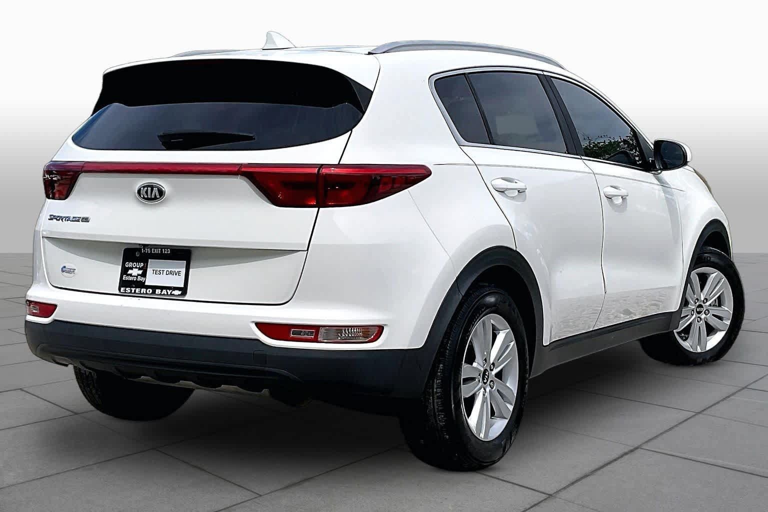 Used 2019 Kia Sportage LX w/ Option Group 017 FWD image 13