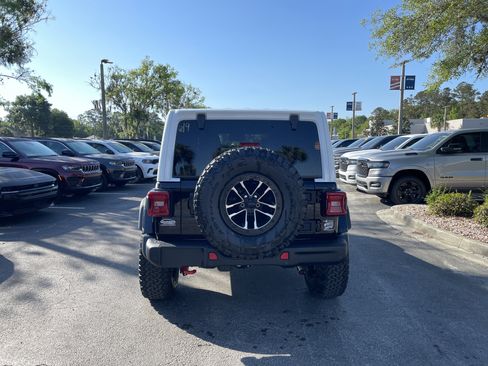 New 2026 Jeep Wrangler Unlimited Rubicon AWD/4WD image 6