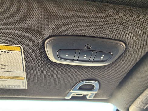 Used 2022 Jeep Compass Altitude w/ Sun and Sound Group image 27