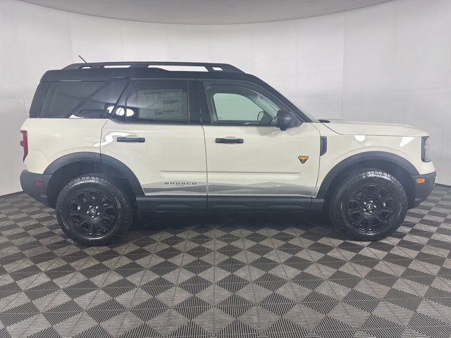 Certified 2025 Ford Bronco Sport Badlands w/ Badlands Tech Package AWD/4WD image 2