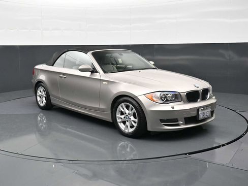 Used 2008 BMW 128i Convertible RWD image 3