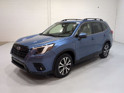 Certified 2024 Subaru Forester Limited AWD/4WD image 7