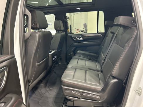 Used 2023 Chevrolet Suburban RST image 26