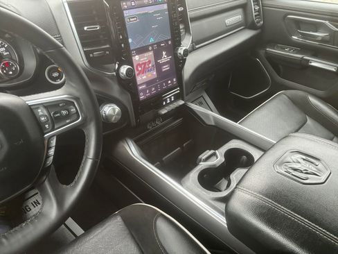 Used 2025 RAM 1500 Laramie image 28