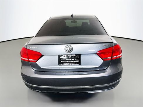 Used 2013 Volkswagen Passat TDI SE image 6