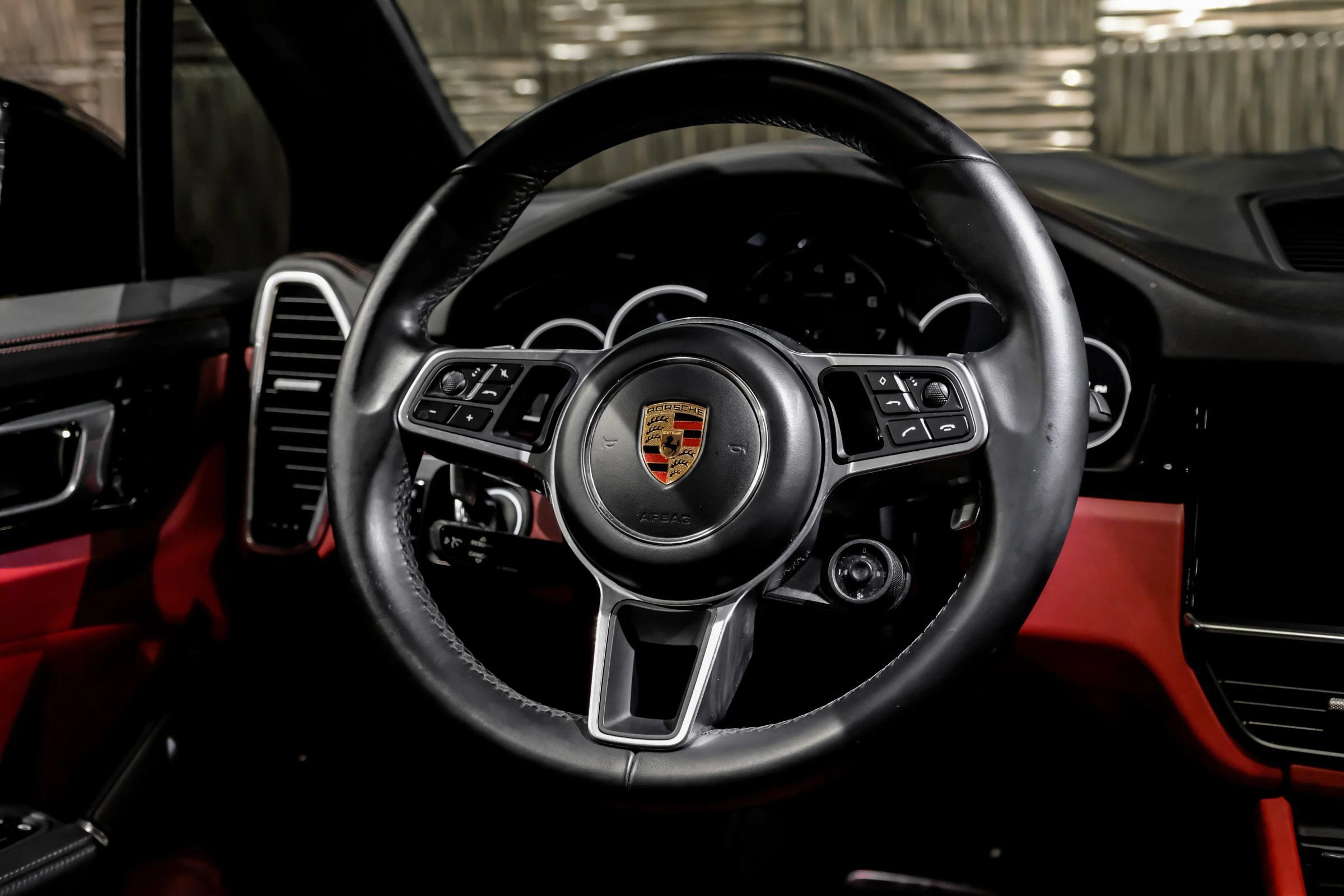 Used 2019 Porsche Cayenne S AWD/4WD image 12