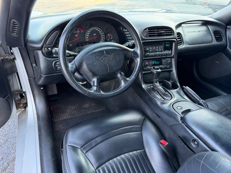 Used 1998 Chevrolet Corvette Convertible w/ Memory Pkg RWD image 10