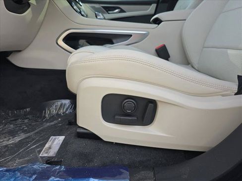 New 2026 Jaguar F-PACE R-Dynamic S AWD/4WD image 28