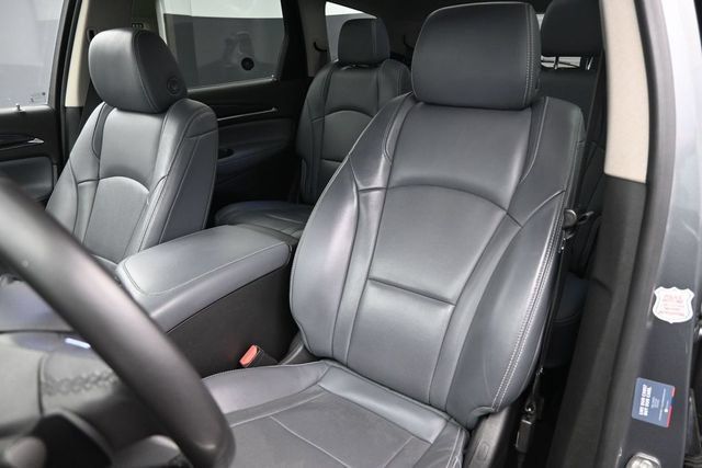 Used 2019 Buick Enclave Essence FWD image 11
