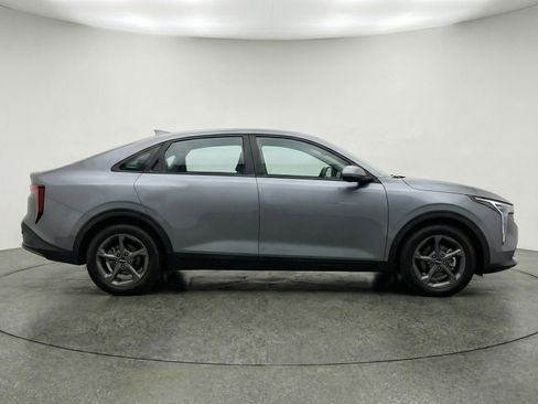 Used 2025 Kia K4 FWD image 11