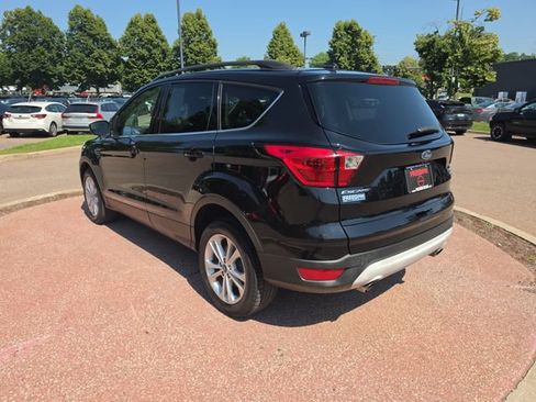 Used 2019 Ford Escape SEL FWD image 3