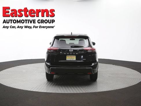 Used 2024 Nissan Rogue S AWD/4WD image 37