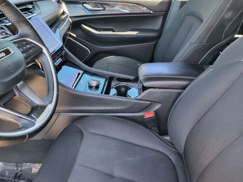 Used 2022 Jeep Grand Cherokee L Laredo w/ Luxury Tech Group I AWD/4WD image 29