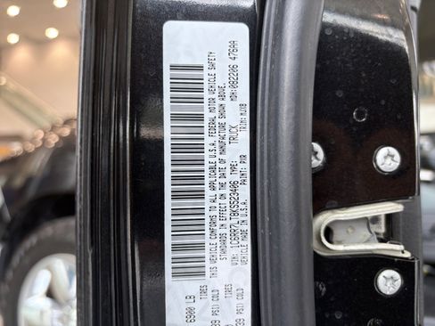 Used 2019 RAM 1500 Big Horn AWD/4WD image 30