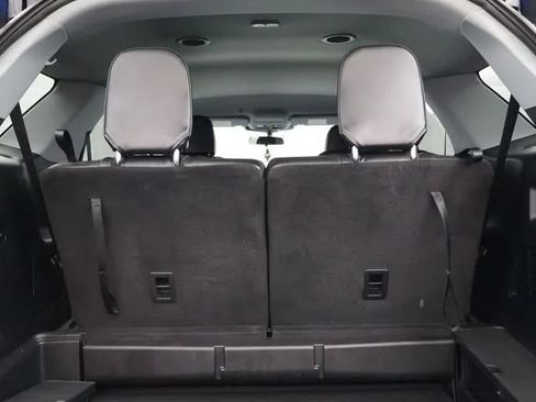 Used 2023 Ford Explorer XLT w/ Equipment Group 202A AWD/4WD image 16