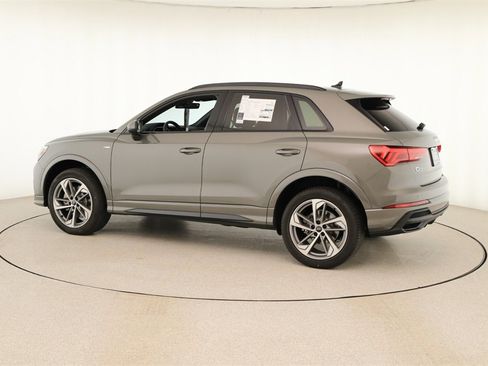 New 2025 Audi Q3 2.0T Premium image 3