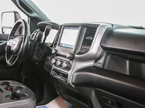 Used 2024 RAM 2500 Big Horn image 27
