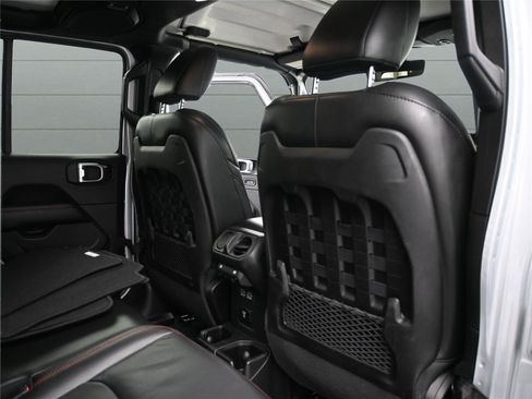 Used 2022 Jeep Gladiator Rubicon w/ Cold Weather Group image 28