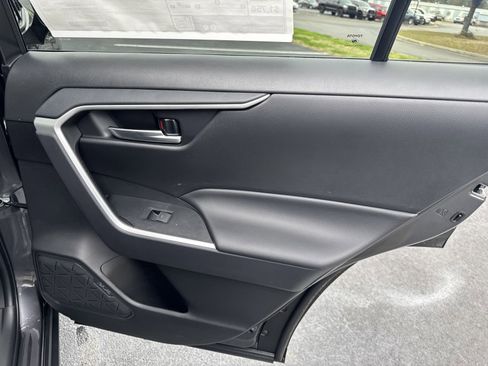 New 2025 Toyota RAV4 XLE w/ Convenience Package FWD image 33