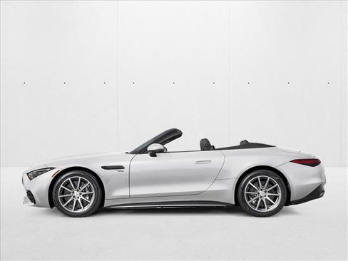 New 2025 Mercedes-Benz SL 43 AMG image 3