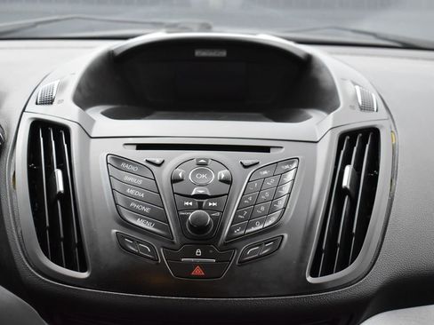 Used 2016 Ford Escape SE image 19