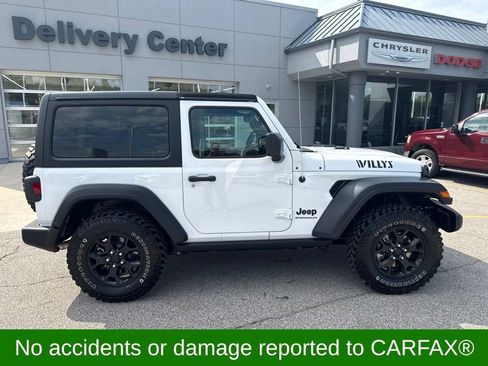 Used 2023 Jeep Wrangler Sport AWD/4WD image 4