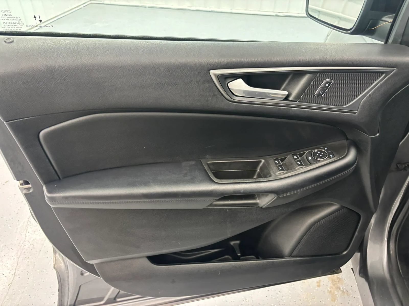 Used 2022 Ford Edge SE w/ Black Appearance Package AWD/4WD image 35